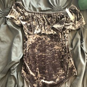 American Eagle Off The Shoulder Velvet Bodysuit